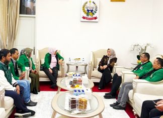 Audiensi dengan Wagub Sulsel, KAHMI Perkenalkan Rencana Pembangunan Graha Hijau Hitam FOTO: Majelis Wilayah Korps Alumni Himpunan Mahasiswa Islam (MW KAHMI) Sulawesi Selatan menemui Wakil Gubernur Sulsel Hj. Fatmawati Rusdi dalam audiensi di Rumah Jabatan Wakil Gubernur, Jalan Yusuf Dg. Ngawing, Makassar, Kamis (1/10/2026).