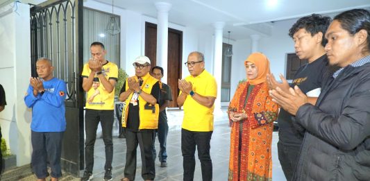 Dilepas Aliyah, IAS Bertolak ke Selayar Laksanakan Konsolidasi Golkar Sulsel FOTO: Ketua DPD I Partai Golkar Sulsel, Ilham Arief Sirajuddin (IAS) bersama sejumlah fungsionaris pengurusnya bertolak menuju Kabupaten Selayar, Kamis, 1 Oktober 2026, malam.