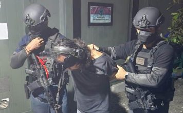 Densus 88 Tetapkan 11 Orang sebagai Tersangka Terorisme di 6 Provinsi FOTO: Salah satu terduga teroris saat diamankan Densus 88. (Dok via Bengkulutoday.com)