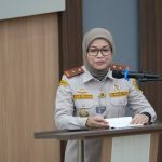 Karantina Goes to Campus 2026 di Unhas, Soroti Pentingnya Biosekuriti FOTO: Kepala Balai Besar Karantina Hewan, Ikan dan Tumbuhan Sulawesi Selatan, Ir. Sitti Chadidjah, M.Si., dalam kegiatan Karantina Goes to Campus 2026 berlangsung di Aula Arsjad Rasyid, Kampus Unhas Tamalanrea, Makassar, Selasa (6/10).