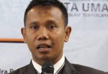 Putusan MK: Dasar Melaporkan Pidana Gibran dan Mengadu ke DPR untuk Mengaktifkan Pasal Pemakzulan FOTO: Ahmad Khozinudin, S.H. Advokat, Koordinator Tim Advokasi Penegak Etika, Moral & Integritas Bangsa. (ist)
