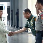 Presiden Beri Taklimat Kepada 800 Perwira Tinggi TNI-Polri FOTO: Presiden Prabowo Subianto, Panglima TNI dan Kapolri. (Dok Seskab)