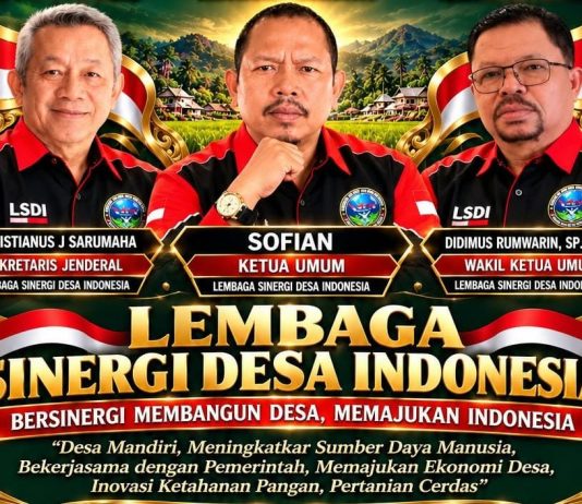Ketum Sofian Tegaskan Komitmen LSDI Bangun Desa Berbasis Teknologi dan Pertanian Cerdas Ket Foto: Jajaran Pengurus Lembaga Sinergi Desa Indonesia (LSDI)