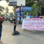 108 Warga Korban Gempa Mati di Tenda Pengungsian, Mahasiswa dan Pemuda Flores Gelar Aksi Unjuk Rasa FOTO: Aliansi Mahasiswa dan Pemuda Flores- Makassar kembali menggelar aksi demonstrasi Jilid II menyoroti penanganan pascabencana gempa bumi Flores, Nusa Tenggara Timur (NTT) di ruas jalan Pertigaan Alauddin-Pettarani, Kota Makassar, Sulawesi Selatan, pada Sabtu (10/10/2026). (ist)