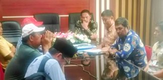 Keluarga Mangade To Magi Desak Bupati Luwu Timur Segera Hentikan Land Clearing PT IHIP FOTO: Arfah Syam, dalam dialog dengan jajaran Pemerintah Kabupaten Luwu Timur di ruang rapat Sekretaris Daerah, Kamis (15/10/2026).