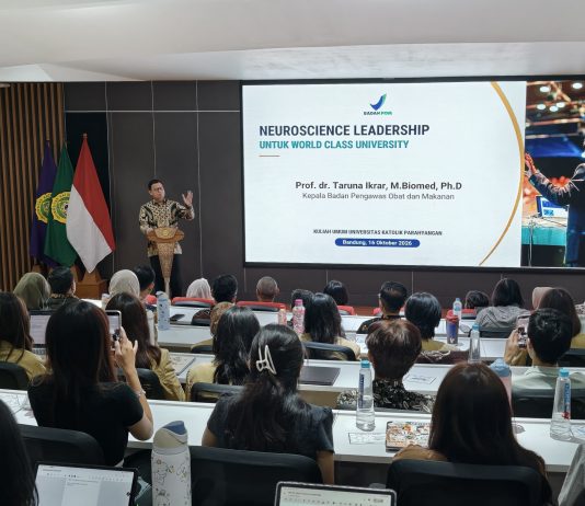 Taruna Ikrar di Unpar Bandung: Membaca Potensi Otak, Membangun Kampus Kelas Dunia Melalui Neuroscience Leadership FOTO: Kepala Badan Pengawas Obat dan Makanan (BPOM) RI, Prof. Dr. Taruna Ikrar, M.Biomed., Ph.D., mengajak perguruan tinggi Indonesia melakukan lompatan besar dalam pengembangan sumber daya manusia melalui penguasaan teknologi, kecerdasan buatan (Artificial Intelligence/AI), dan kepemimpinan berbasis neurosains (Neuroscience Leadership).