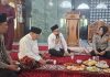 Safari Jumat Polsek Panakkukang: Kapolsek Ajak Warga Cegah Tawuran dan Manfaatkan Layanan 110 FOTO: Perkuat kedekatan dengan masyarakat, Kapolsek Panakkukang KOMPOL Hj. Ema Ratna AR, S.H., menggelar kegiatan Safari Jumat dan Jumat Curhat di Masjid Nurul Jihad, Jl. Bumi Karsa, Kelurahan Masale, Kecamatan Panakkukang, Kota Makassar, Jumat (16/10/2026).