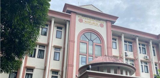 Mahasiswa FST UINAM Keluhkan Kekurangan Fasilitas Kampus, Desak Pihak Fakultas Segera Berikan Solusi FOTO: Gedung Fakultas Sains dan Teknologi (FST) Universitas Islam Negeri Alauddin Makassar. (ist)