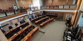 Soroti Proyek Multiyears Luwu Timur, Suparjo Minta DPRD Cermati Risiko Anggaran FOTO: Ruang Rapat DPRD Luwu Timur.