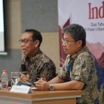 Unhas Rilis Survei “Suara Indonesia Timur”, Petakan Persepsi Publik Dua Tahun Pemerintahan Prabowo FOTO: Kepala Pusat Penelitian Opini Publik Universitas Hasanuddin Prof. Dr. Ir. Mujahidin, M.Tdev., (Kiri) dan Dr Muhammad Sawedi.