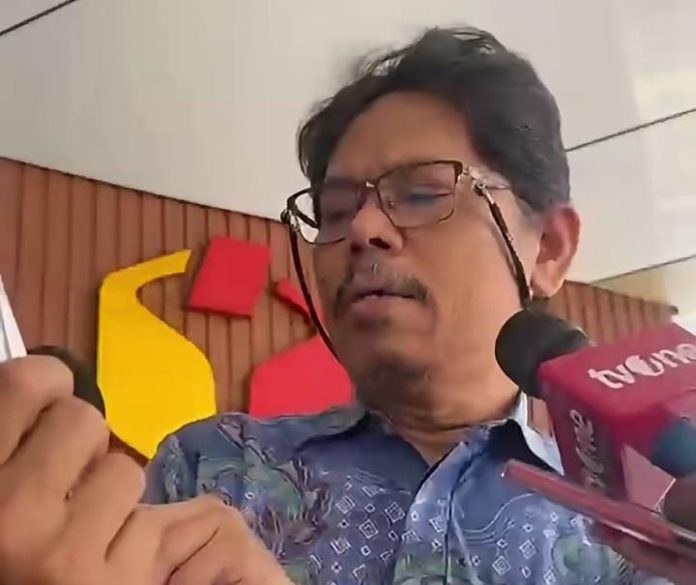 FOTO: Peneliti Bonatua Silalahi, Saat memberikan keterangan pers di kantor Bawaslu, Jalan MH Thamrin, Jakarta Pusat, Jumat (23/10/2026). (Tangkap gambar) FOTO: Peneliti Bonatua Silalahi, Saat memberikan keterangan pers di kantor Bawaslu, Jalan MH Thamrin, Jakarta Pusat, Jumat (23/10/2026). (Tangkap gambar)