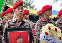 Terekam di CCTV Kapen Kopassus Pastikan Perwira Muda Gugur Akibat Pistol Meledak di Gudang Senjata FOTO: Letda Inf Jihad Ahmad Al Rasyid saat akan dikirim ke Kota Sorong, Papua Barat Daya, pada Minggu (25/10). (ist)