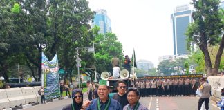 Sumpah Pemuda: BAKORNAS LKBHMI PB HMI Menggugat untuk Indonesia Lebih Baik dan Sejahtera FOTO: BAKORNAS LKBHMI PB HMI menggelar aksi unjuk rasa di kawasan Istana, Silang Selatan Monas, Jalan Medan Merdeka, DKI Jakarta, pada pukul 10.00–14.00 WIB. Rabu (28/10/2026)