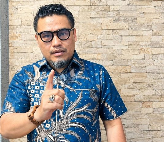 FMPPT Nilai Prof Ismunandar Layak Diperhitungkan dalam Bursa Calon Rektor UNM 2027–2031 Ket Foto: Sekretaris Forum Masyarakat Peduli Pendidikan Tinggi (FMPPT) Zul Majjaga, (Dok.Ist)*