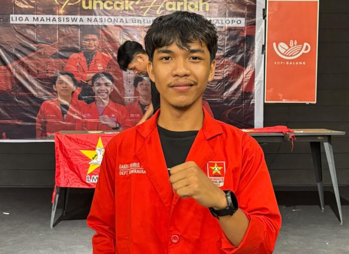 FOTO: Jaenal Hutauruk, Ketua Komisariat LMND Universitas Cokroaminoto Palopo. FOTO: Jaenal Hutauruk, Ketua Komisariat LMND Universitas Cokroaminoto Palopo.