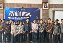 Resmi Dilantik, DPP KEPMI Bone di Bawah Kepemimpinan Muh. Khaidir Siapkan Langkah Transformasi Organisasi FOTO: Dewan Pengurus Pusat Kerukunan Pelajar Mahasiswa Indonesia Bone (DPP KEPMI Bone) resmi melaksanakan pelantikan pengurus di Aula Kantor DPD RI Perwakilan Sulawesi Selatan, Sabtu (31/10/2026).